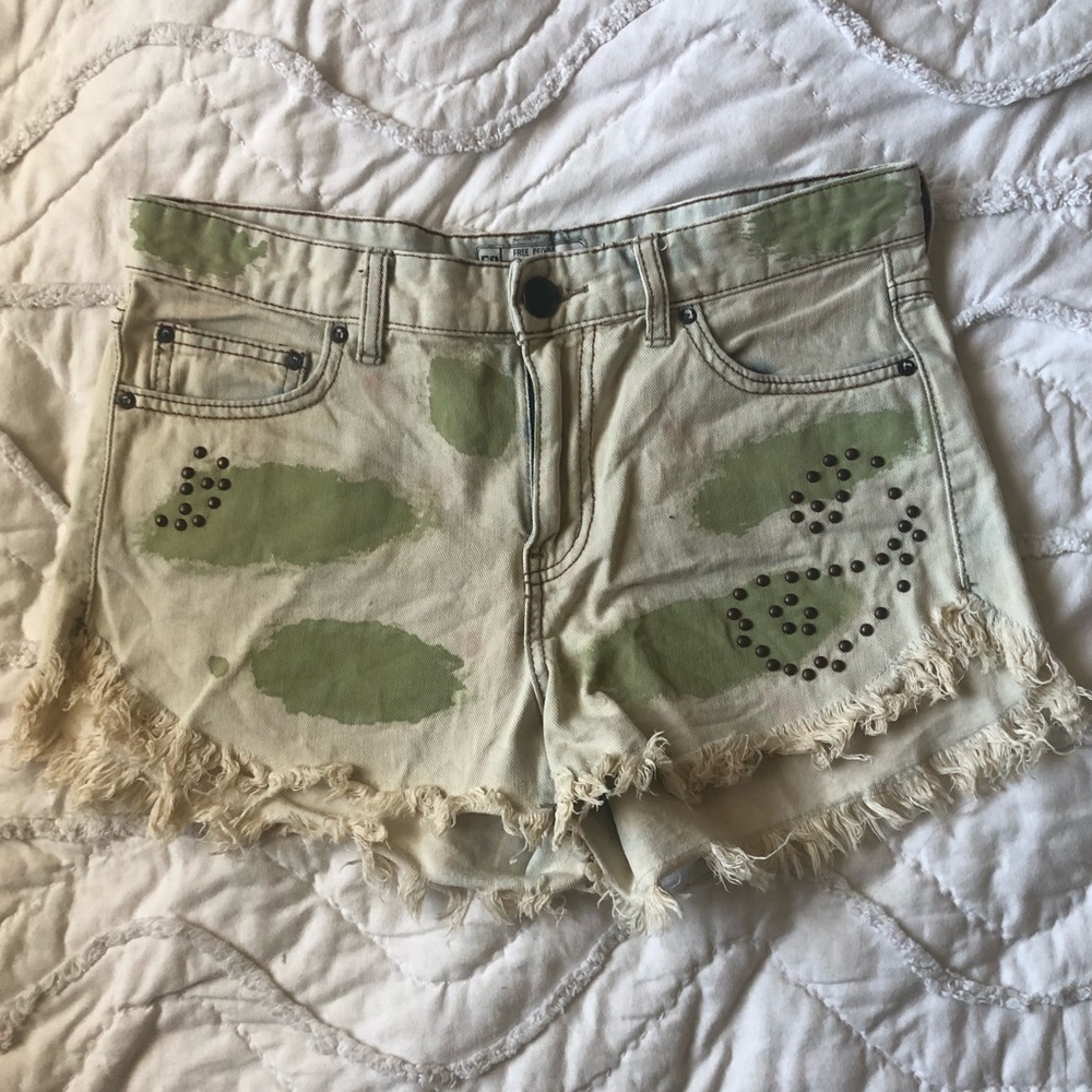Camo studded Free People cut off shorts
